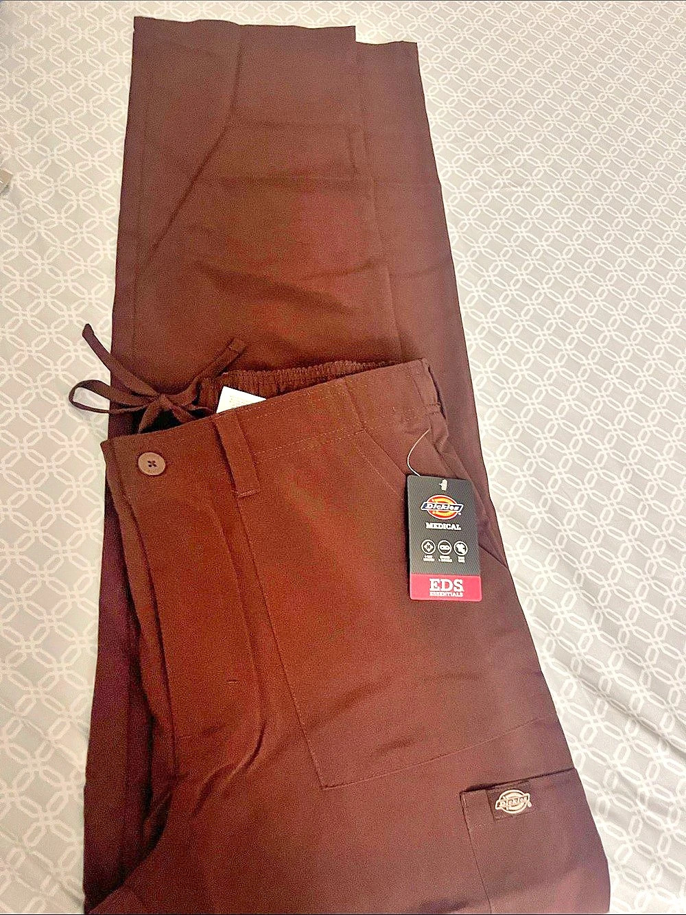 Dickies EDS Essentials Cargo Pants Brown Small tall NWT